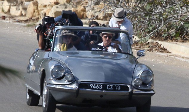 Анджелина Джоли и Брэд Питт на съемках на Мальте