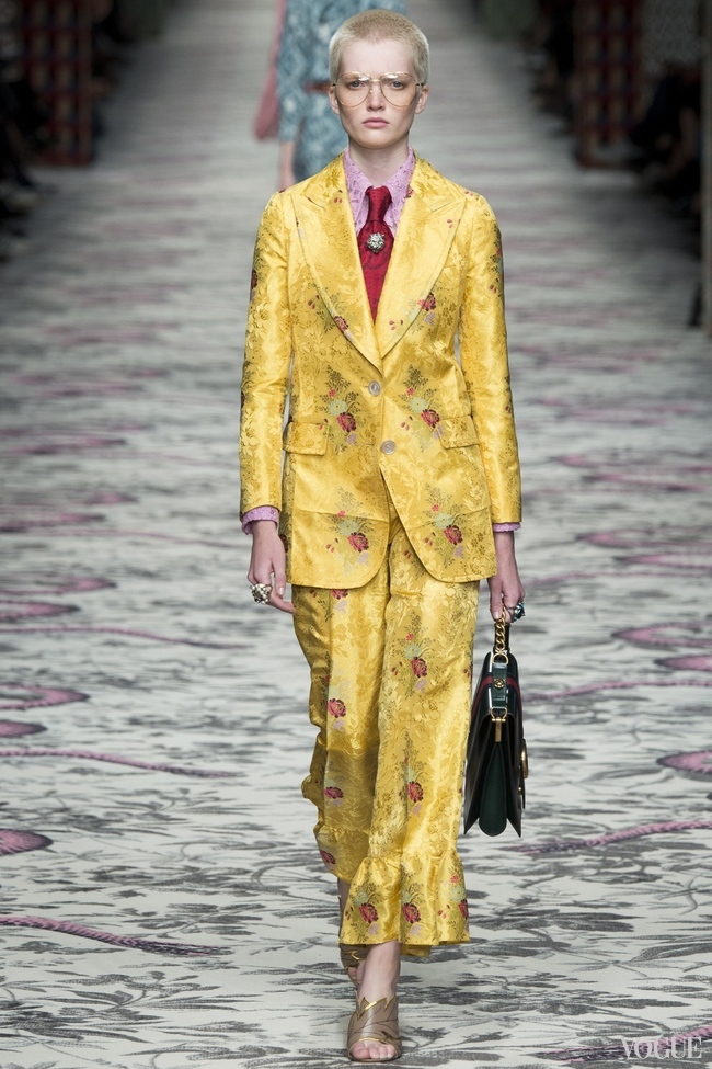 ELEMENTS OF CHINOISERIE FOR GUCCI S/S 2016
