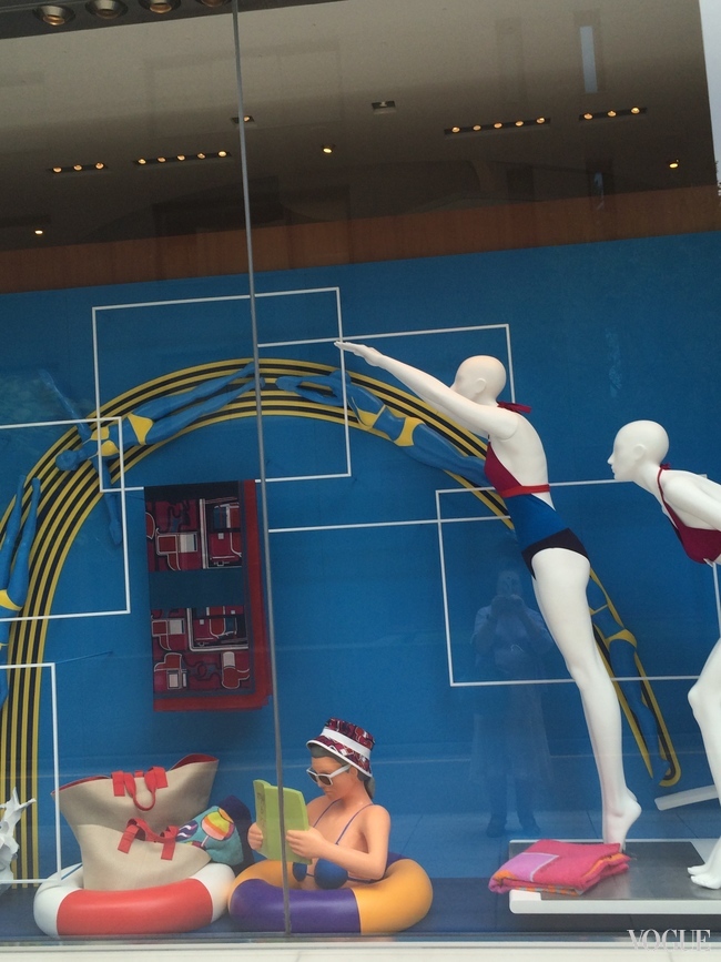 Herme?s window dispaly in Seoul by Suzy Menkes