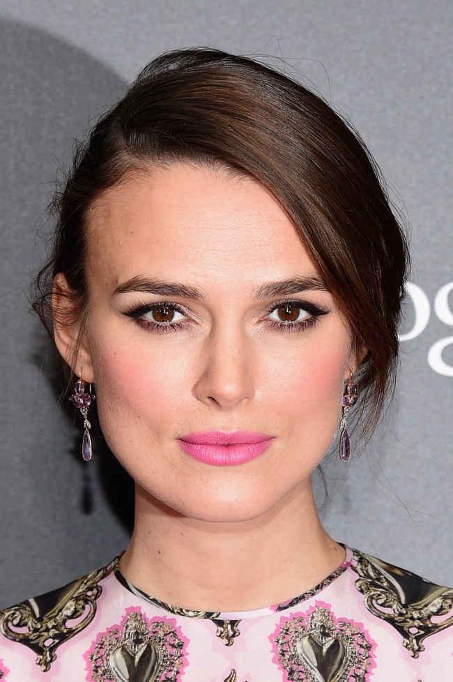 Кира Найтли, макияж со стрелками