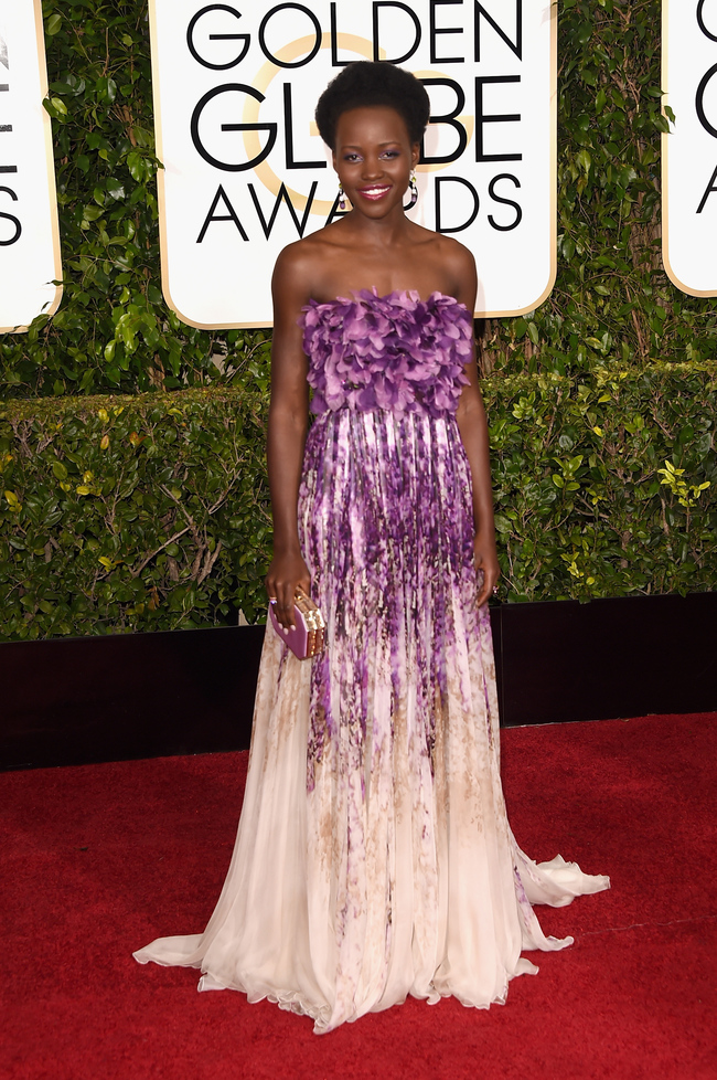 Люпита Нионго в Giambattista Valli Couture на Золотом Глобусе 2015